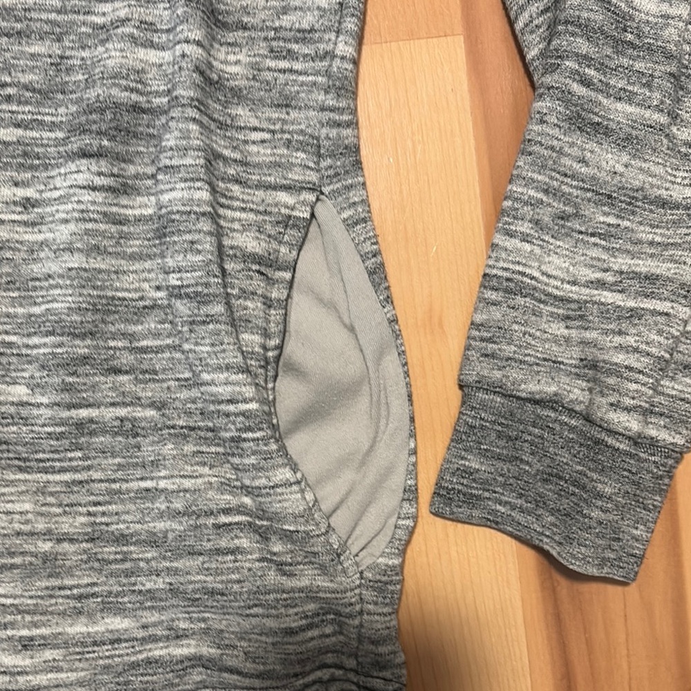Victoria's Secret Pink Heathered Pullover - Picture 5 of 6